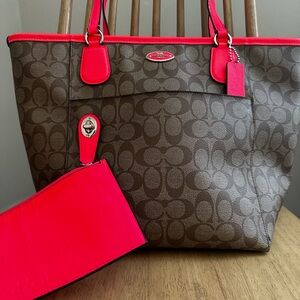 Coach tote with mini clutch